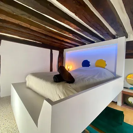 Magnifique Loft Lumineux - Centre De דירה